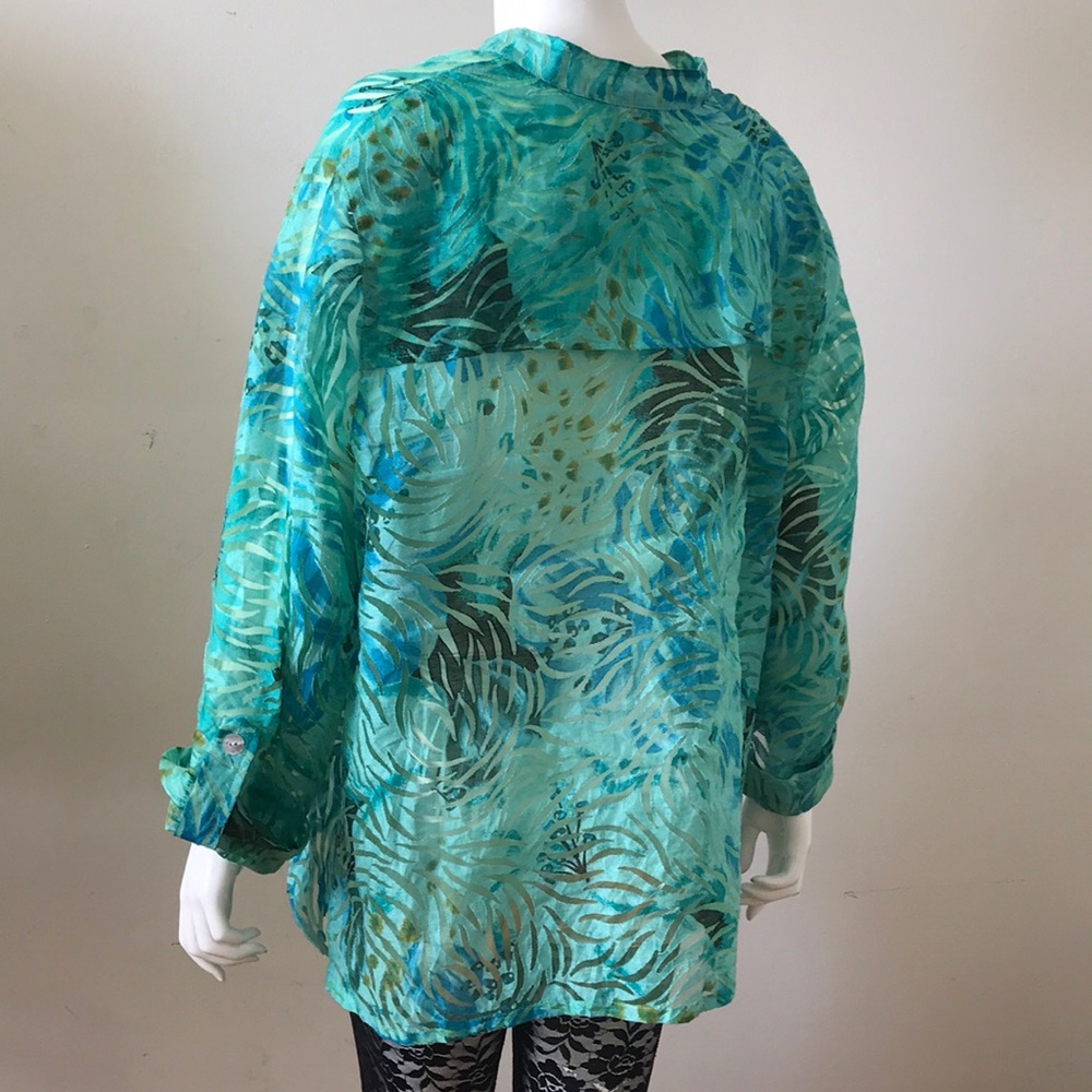 Button down Blouse - Picture 3 of 5